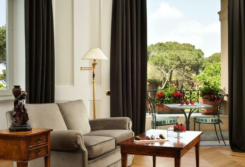 سوئیت جونیور با تراس, Splendide Royal   The Leading Hotels Of The World