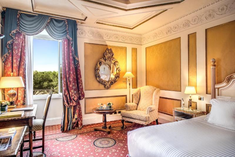 Suite with Terrace, Splendide Royal   The Leading Hotels Of The World