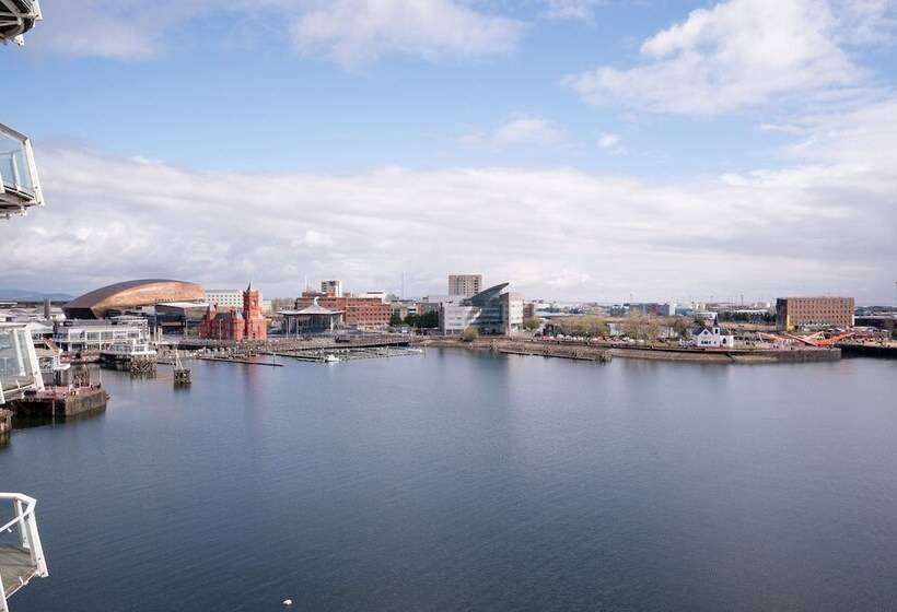 اتاق استاندارد, Voco St. David S Cardiff, An Ihg