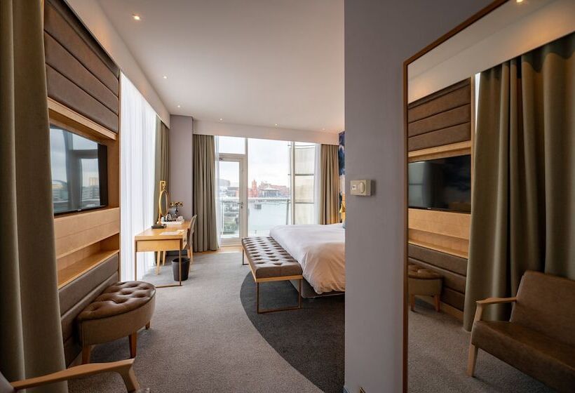 اتاق استاندارد با تخت دوبل, Voco St. David S Cardiff, An Ihg