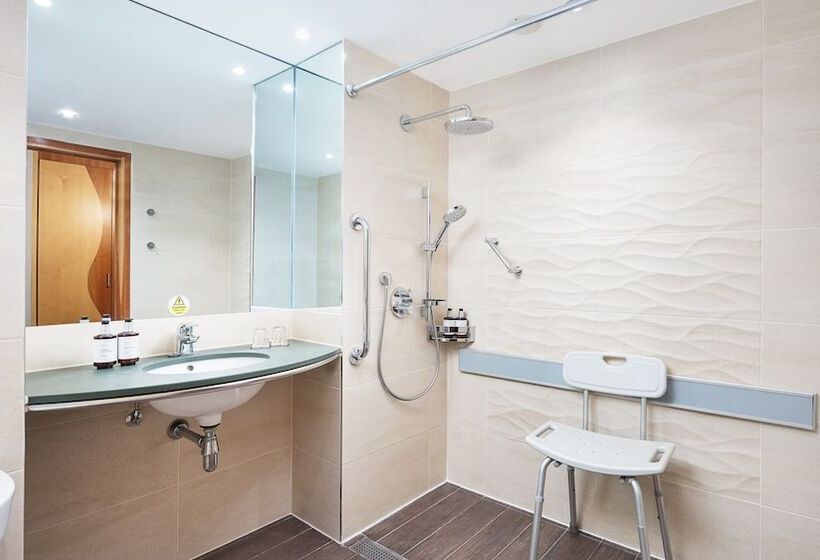 اتاق استاندارد برای معلولان, Voco St. David S Cardiff, An Ihg