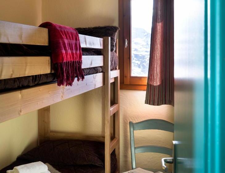 آپارتمان کامفورت 2 خوابه, Le Cheval Blanc   Village Montana