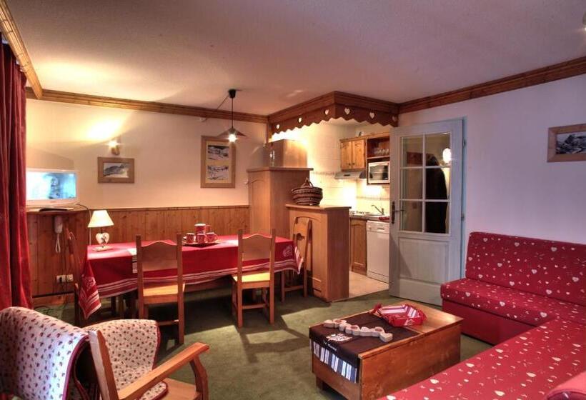 آپارتمان کامفورت 2 خوابه, Le Cheval Blanc   Village Montana