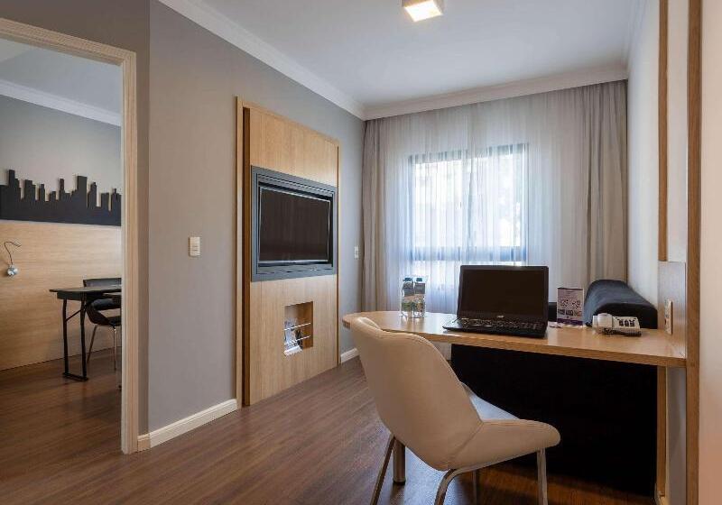 Quarto standard, Mercure Sao Paulo Pinheiros