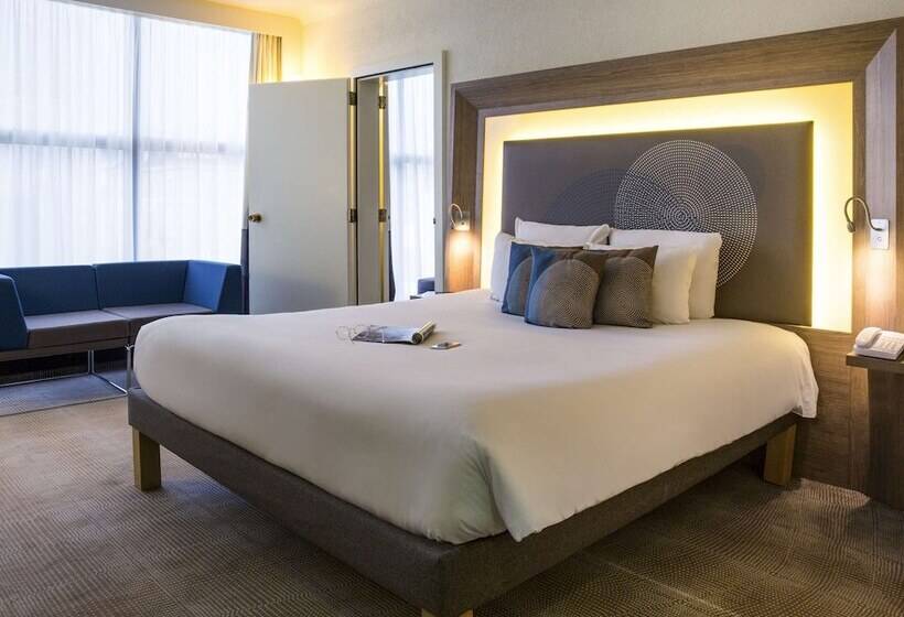 Superior Suite, Novotel Geneve Centre