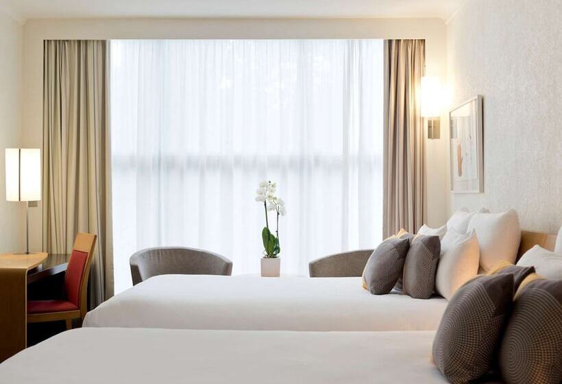 Quarto superior, Novotel Geneve Centre