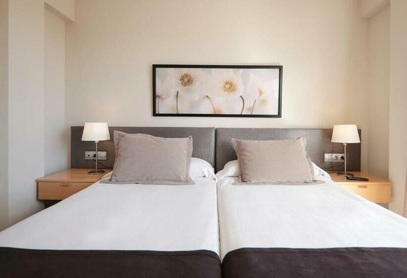 Superior Room with Terrace, Zurbarán Palma
