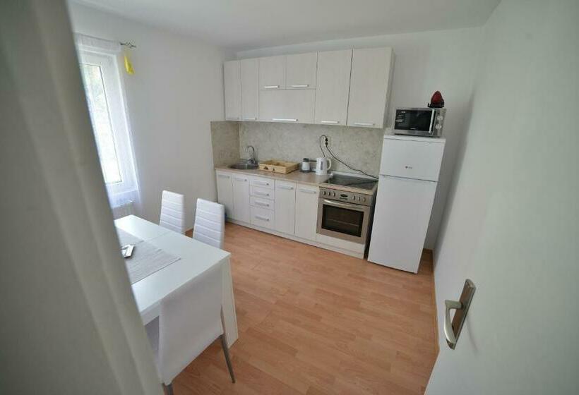 آپارتمان 1 خوابه, Apartmani Mv