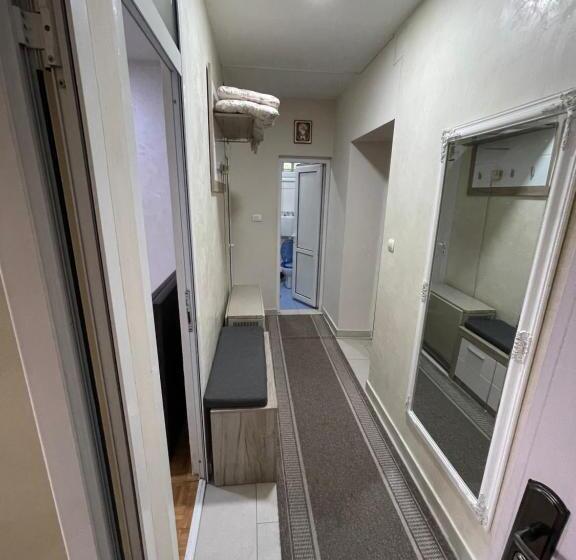 آپارتمان 3 خوابه, Apartmani Mv