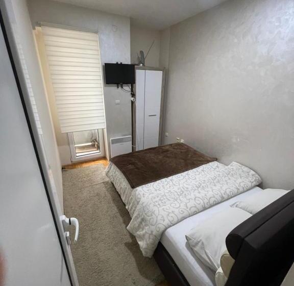 آپارتمان 3 خوابه, Apartmani Mv