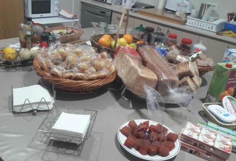 اتاق لوکس, Albergue Camiño Real