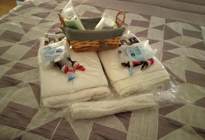 اتاق لوکس, Albergue Camiño Real