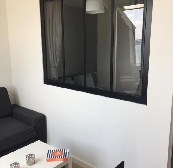 آپارتمان 1 خوابه با چشم‌انداز دریا, Appartement Design Iv   Port Du Rosmeur   Douarnenez