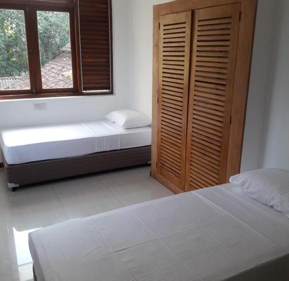 اتاق استاندارد, Bentota Home Stay