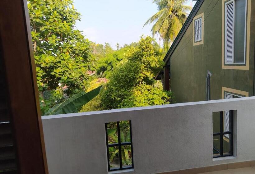 اتاق خانوادگی, Bentota Home Stay