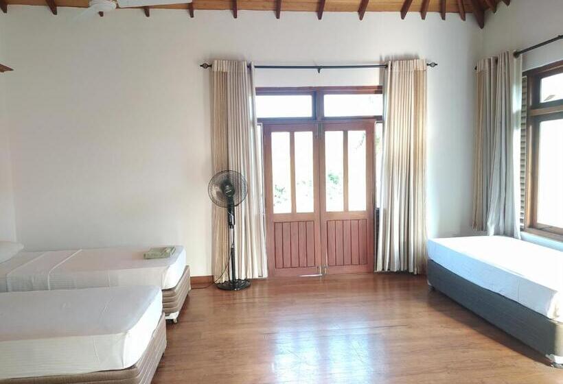 اتاق خانوادگی, Bentota Home Stay