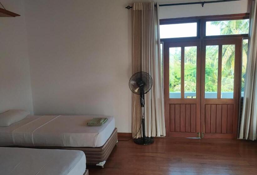 اتاق خانوادگی, Bentota Home Stay