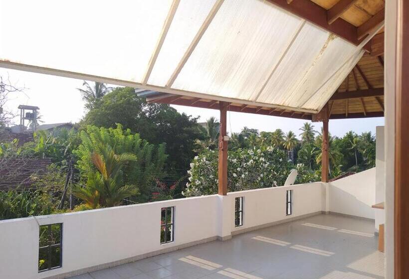 اتاق خانوادگی, Bentota Home Stay