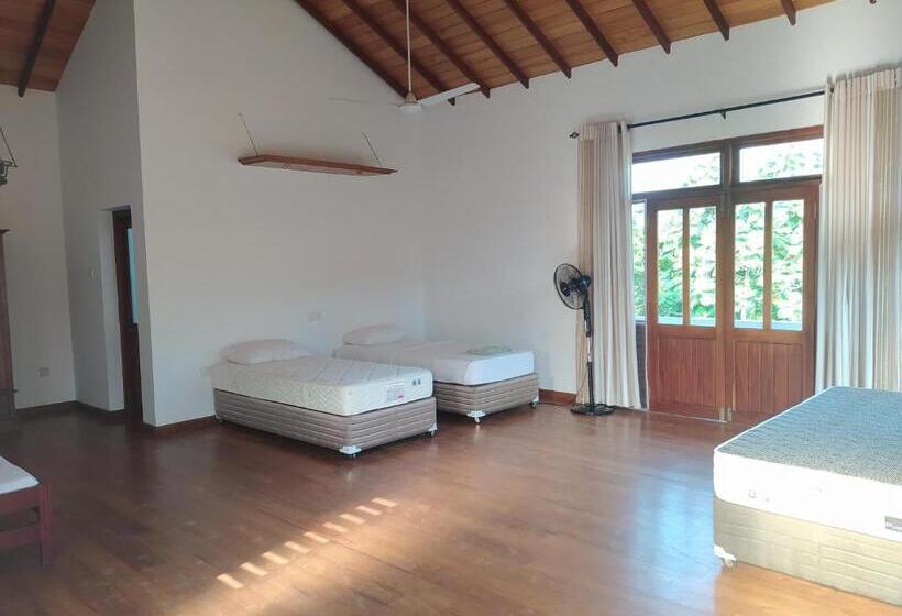 اتاق خانوادگی, Bentota Home Stay
