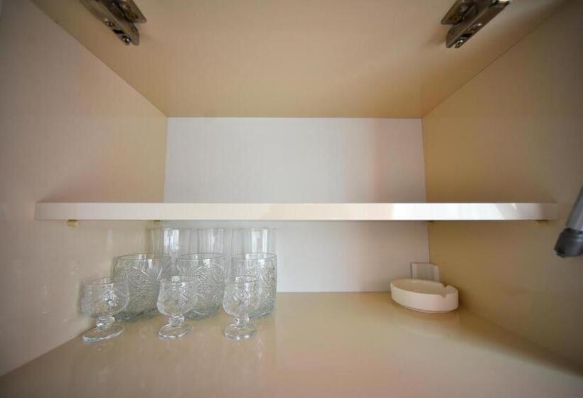 اتاق استاندارد, Orange Home