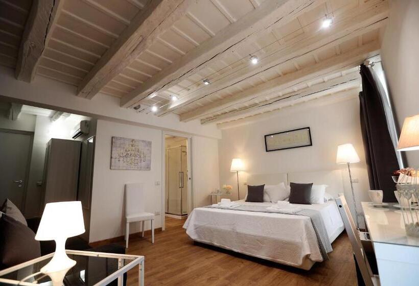 سوییت جونیور لوکس, La Maison De Charmes