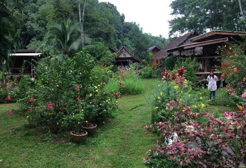 اتاق عادی, Namtok Bungalows