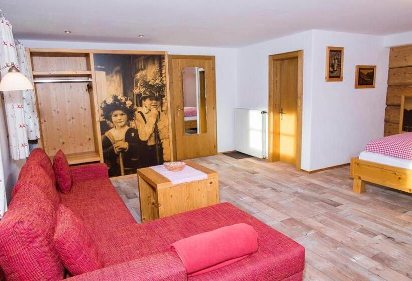 Comfort room with balcony, Gästehaus Fritz