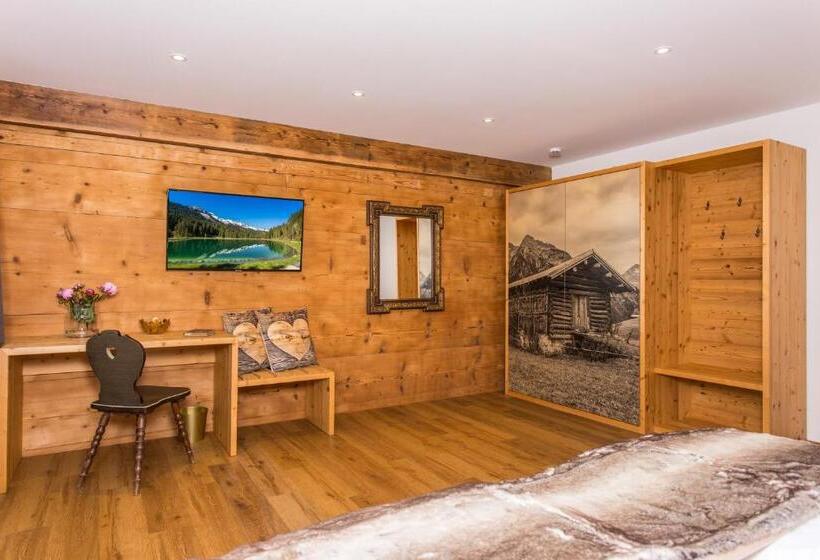 سوئیت با بالکن, Gästehaus Fritz