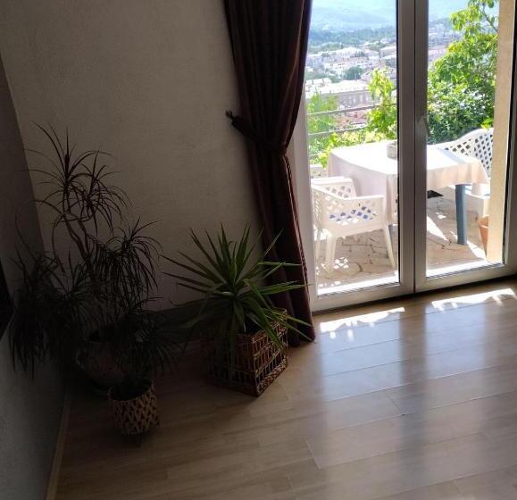 مجموعه ویستا شهر, Guesthouse Panorama