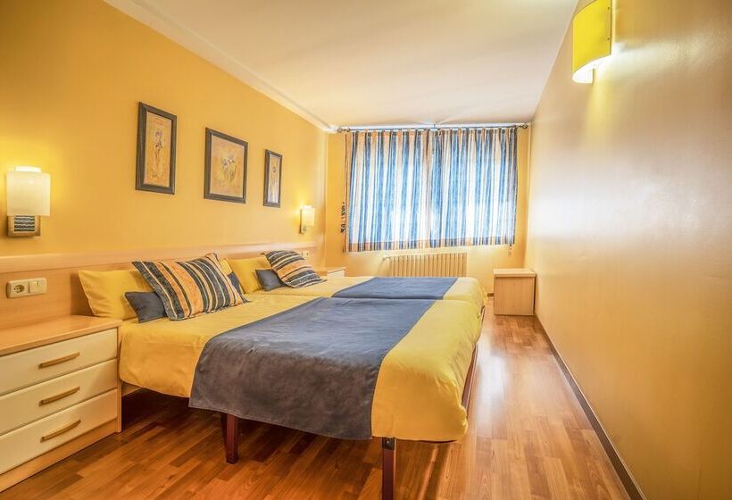 1 Bedroom Apartment, Apartaments Del Meligar