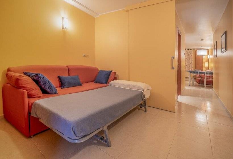 Estudio Estándar, Apartaments Del Meligar