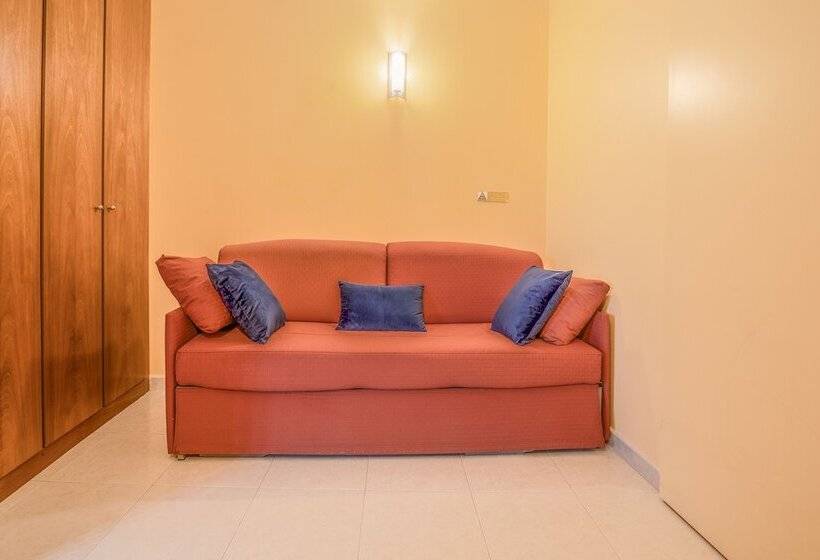 إستوديو قياسى, Apartaments Del Meligar