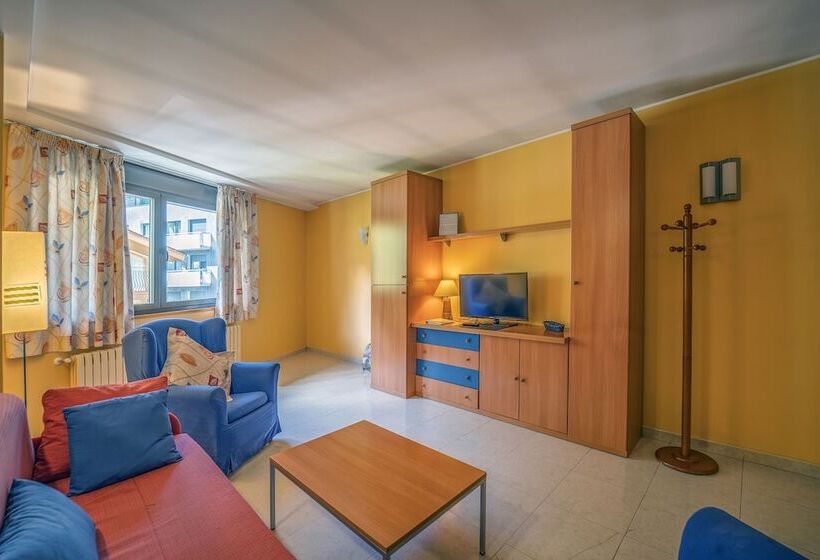 2 Sovrums Lägenhet, Apartaments Del Meligar