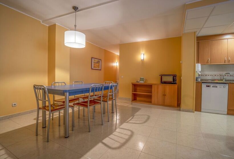 شقة غرفتين, Apartaments Del Meligar