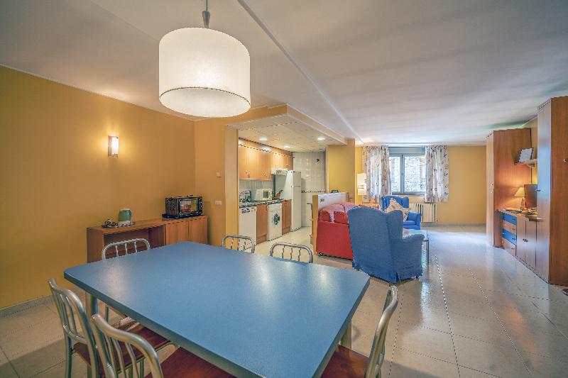 2 Bedroom Apartment, Apartaments Del Meligar