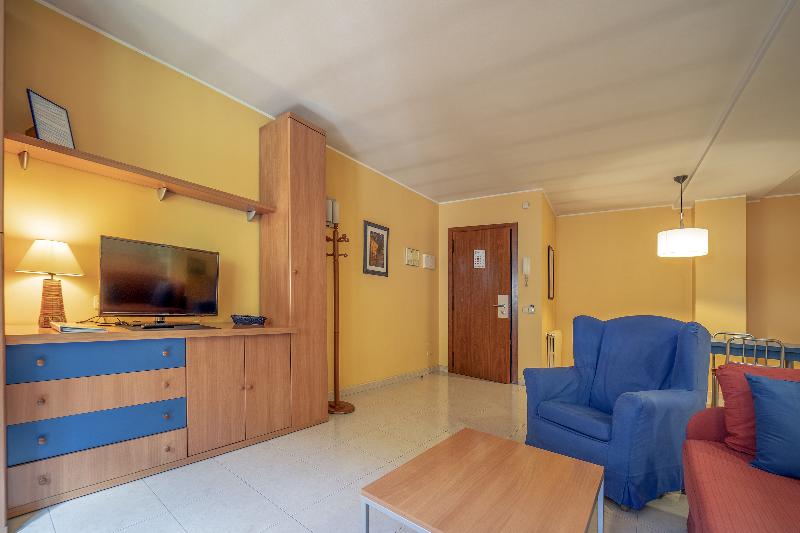 2 Bedroom Apartment, Apartaments Del Meligar