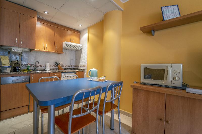 Standard Studio, Apartaments Del Meligar