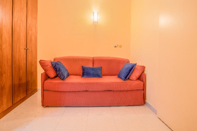 Standard Studio, Apartaments Del Meligar