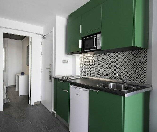 استودیوی استاندارد, Aparthotel Vibra Mogambo
