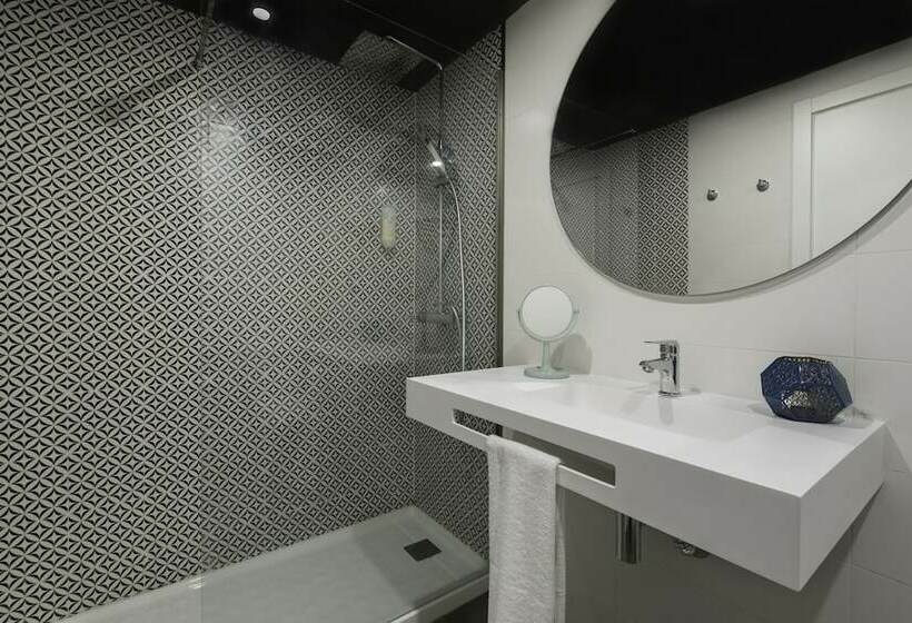 استودیوی استاندارد, Aparthotel Vibra Mogambo