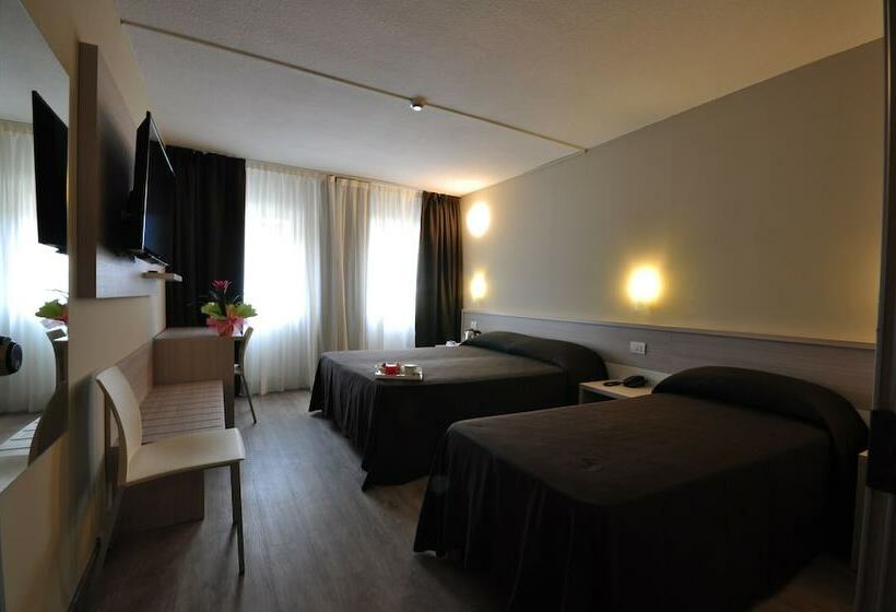 اتاق استاندارد سه نفره, Best Quality Hotel Politecnico