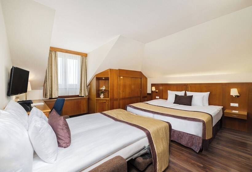 수피리어 룸, Carlton Hotel Buda Castle