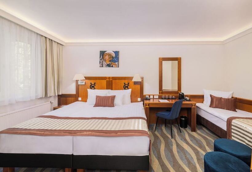 패밀리 룸, Carlton Hotel Buda Castle