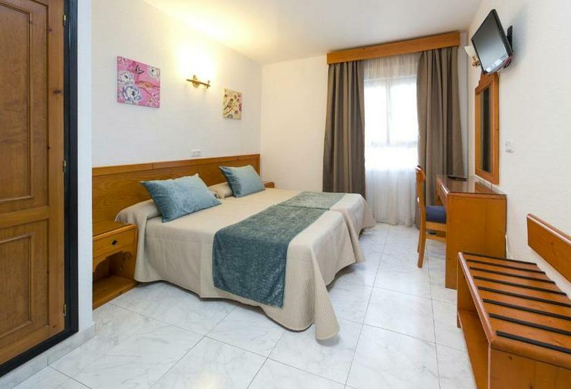 Habitación Estándar, Hostal Mari