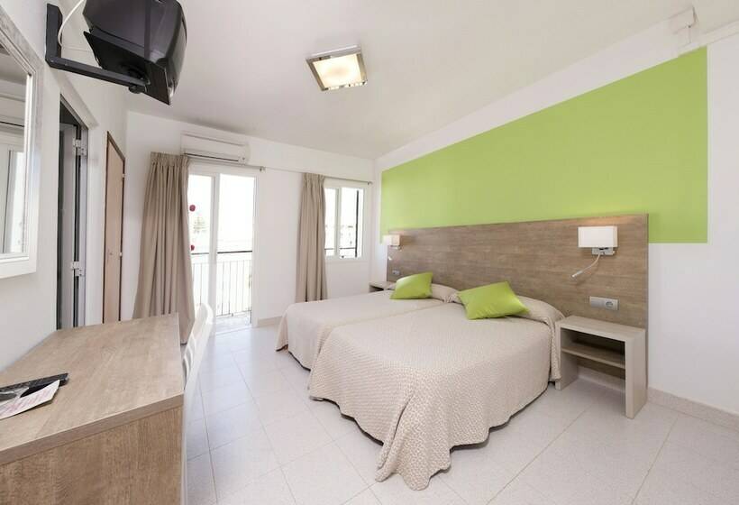 Chambre Standard Vue Ville, Hostal Mari