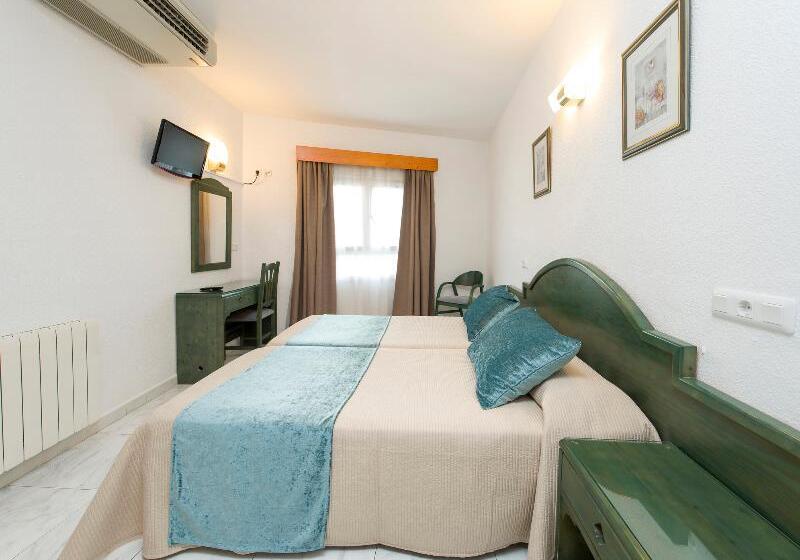 اتاق استاندارد, Hostal Mari