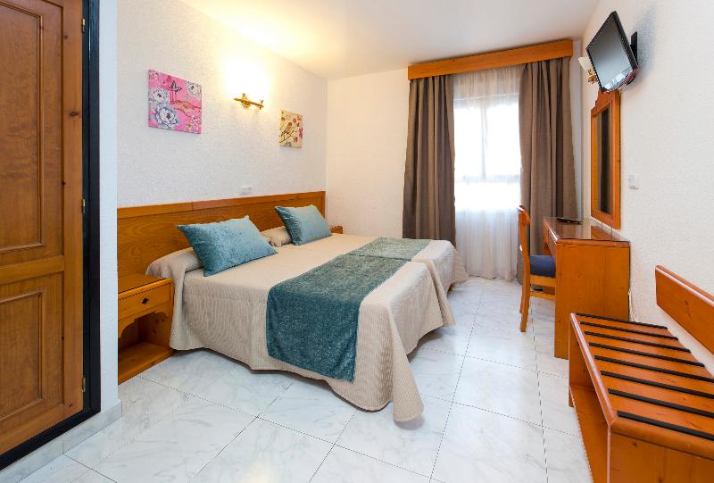اتاق استاندارد, Hostal Mari