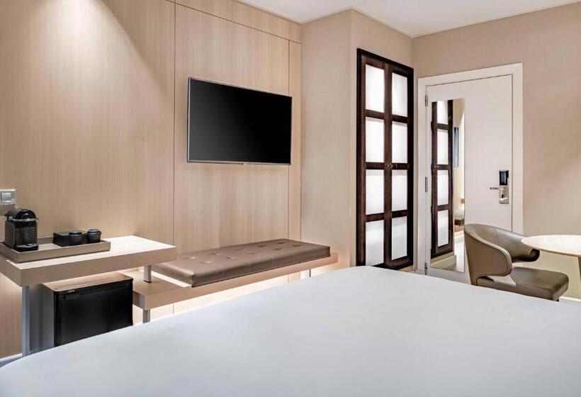 اتاق سوپریور با تخت بزرگ, Ac Hotel Irla By Marriott