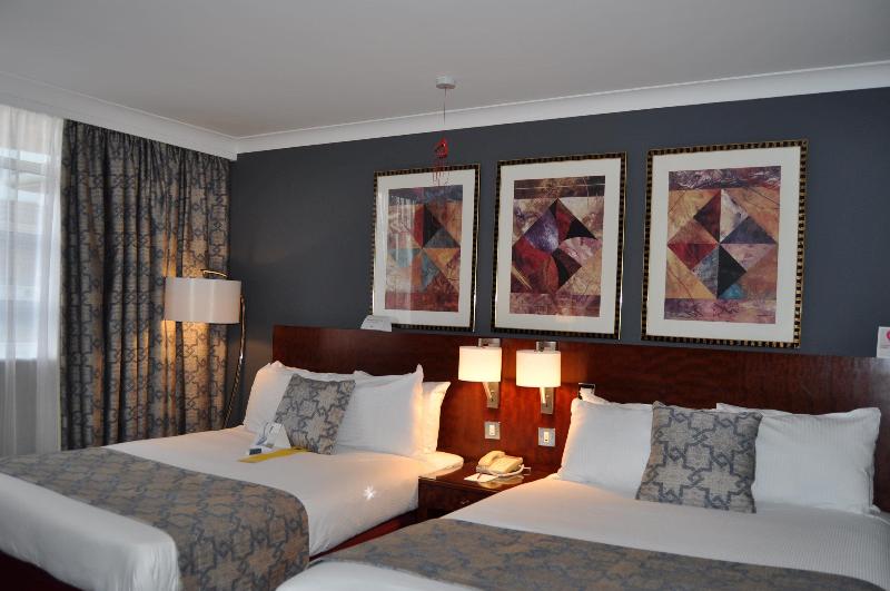اتاق استاندارد برای معلولان, Crowne Plaza Liverpool   John Lennon Airport, An Ihg