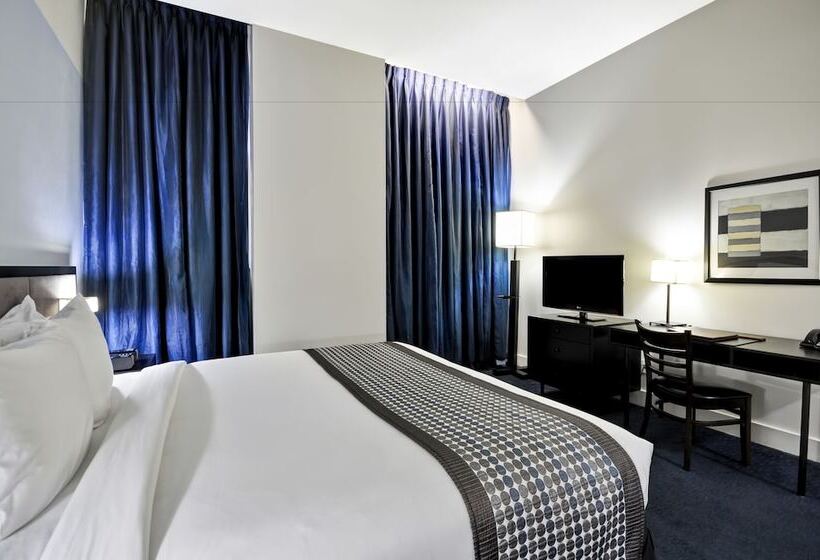 اتاق اجرایی, Dylan Hotel Nyc